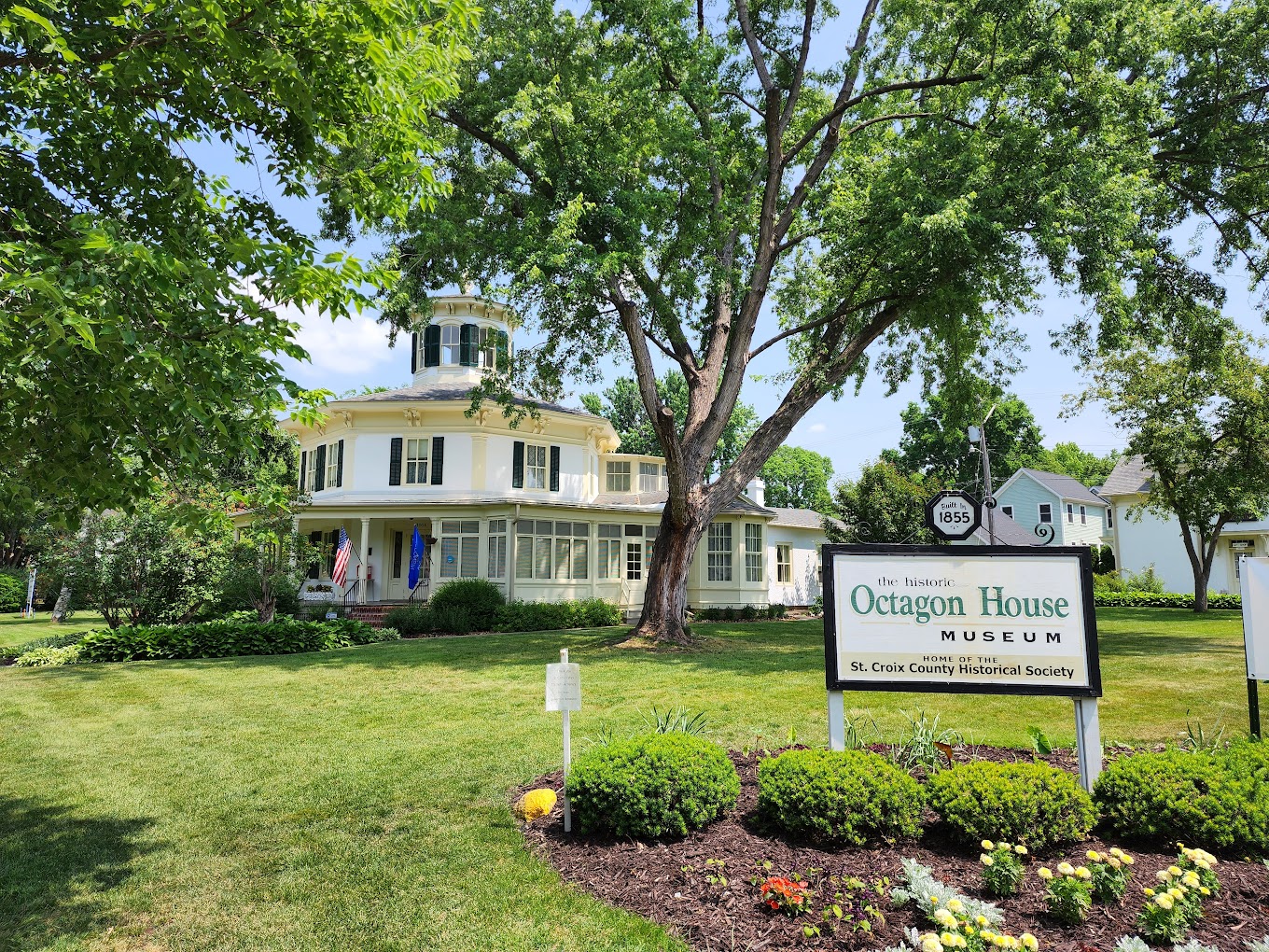 Octagon House Museum
